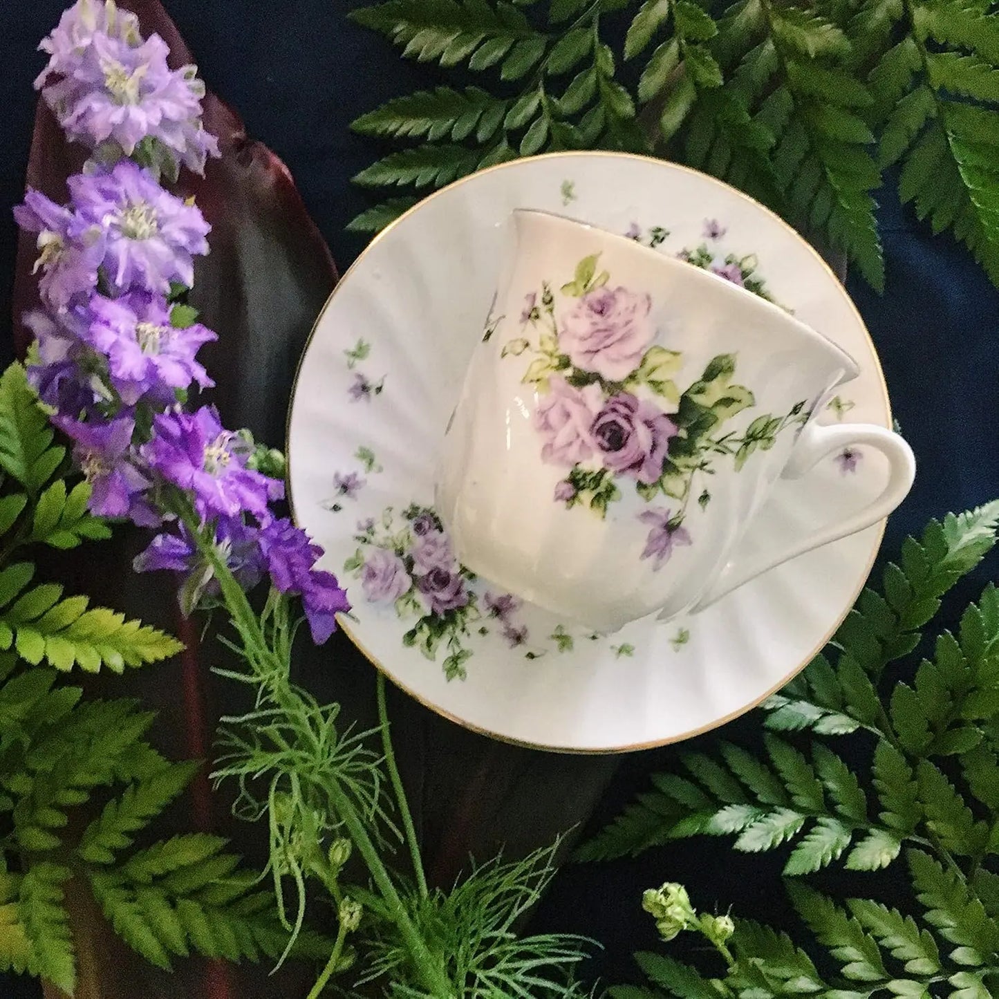 Tableware Set 45-Piece Dinner Set With Gold Trim Vintage Floral Each Piece Is Shaped With A Fanciful Swirl Shape