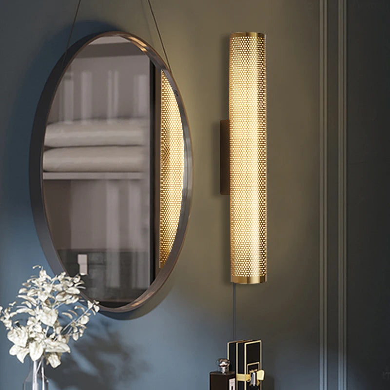 Modern LED Luxury Wall Lamp Simple and Creative Gold Room Decorative Luminaires