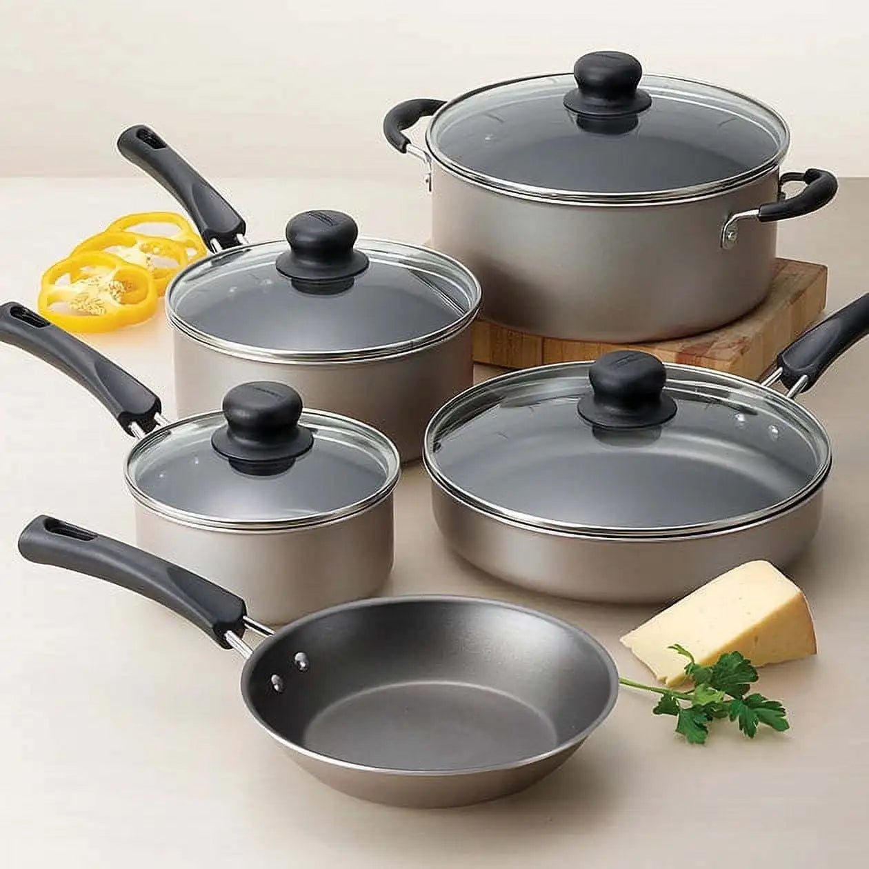 cookware champagne set lightweight but durable, perfect for kitchen use or as a thoughtful gift
