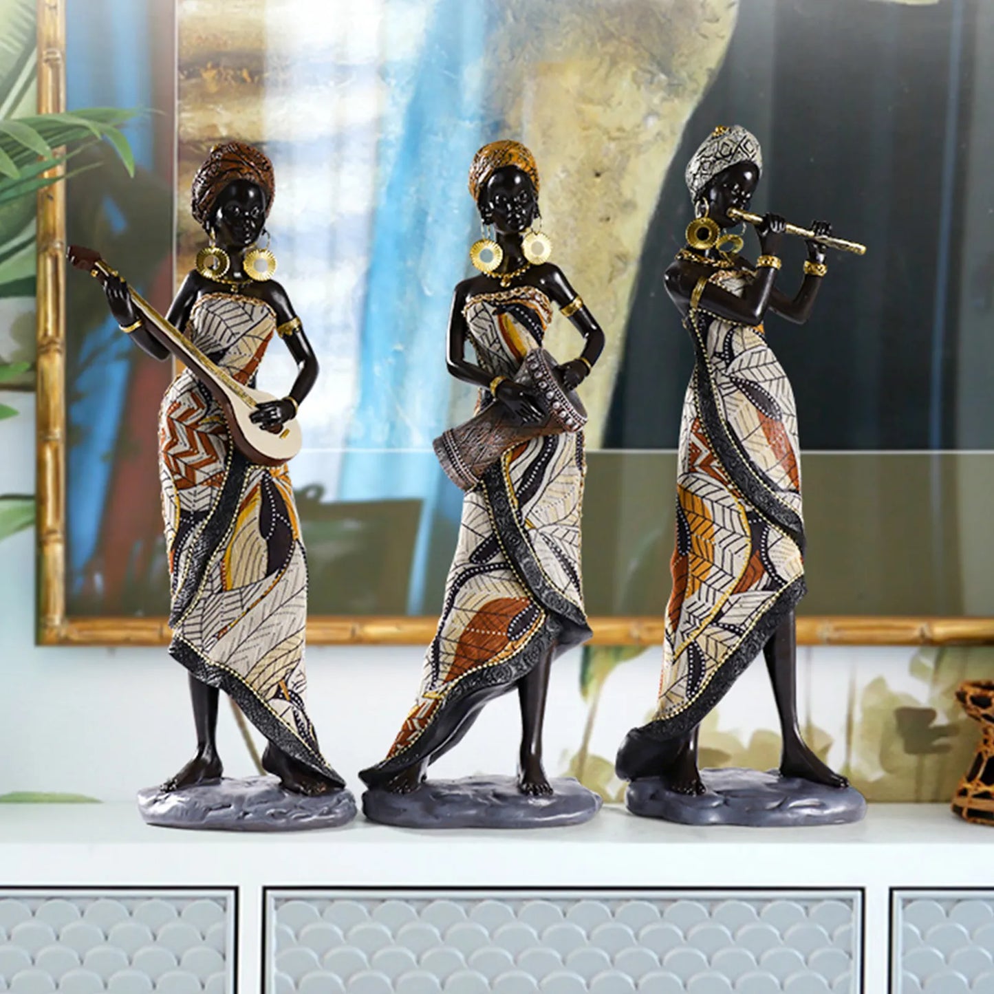 Resin African Tribal Female Figurines Art Black People Musical Instrument Statue Handicrafts Creative Home Decor For Interior