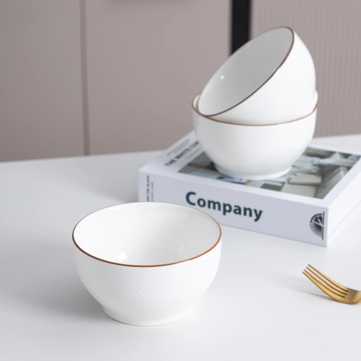 8 Pieces Porcelain Home Tableware Set Elegant Ceramic Bowl and Plate Set Premium Household Kitchen Stoneware Christmas Gift